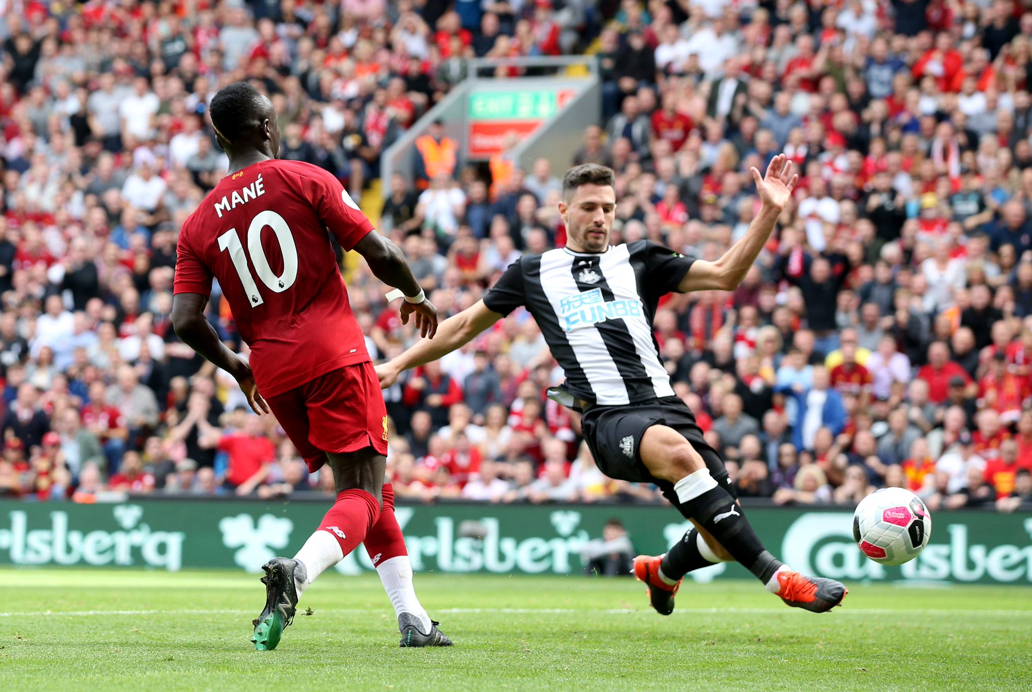 她喜欢和朋 她喜欢和朋